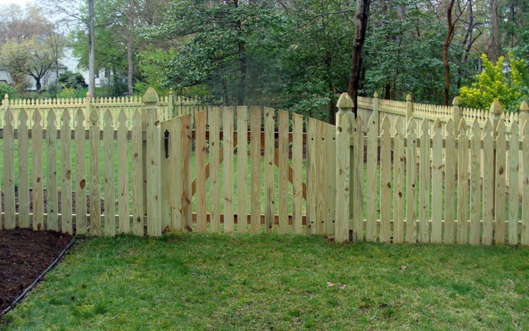 2-PICKET - French Gothic Spaced Picket Wood Fence with French Gothic Posts